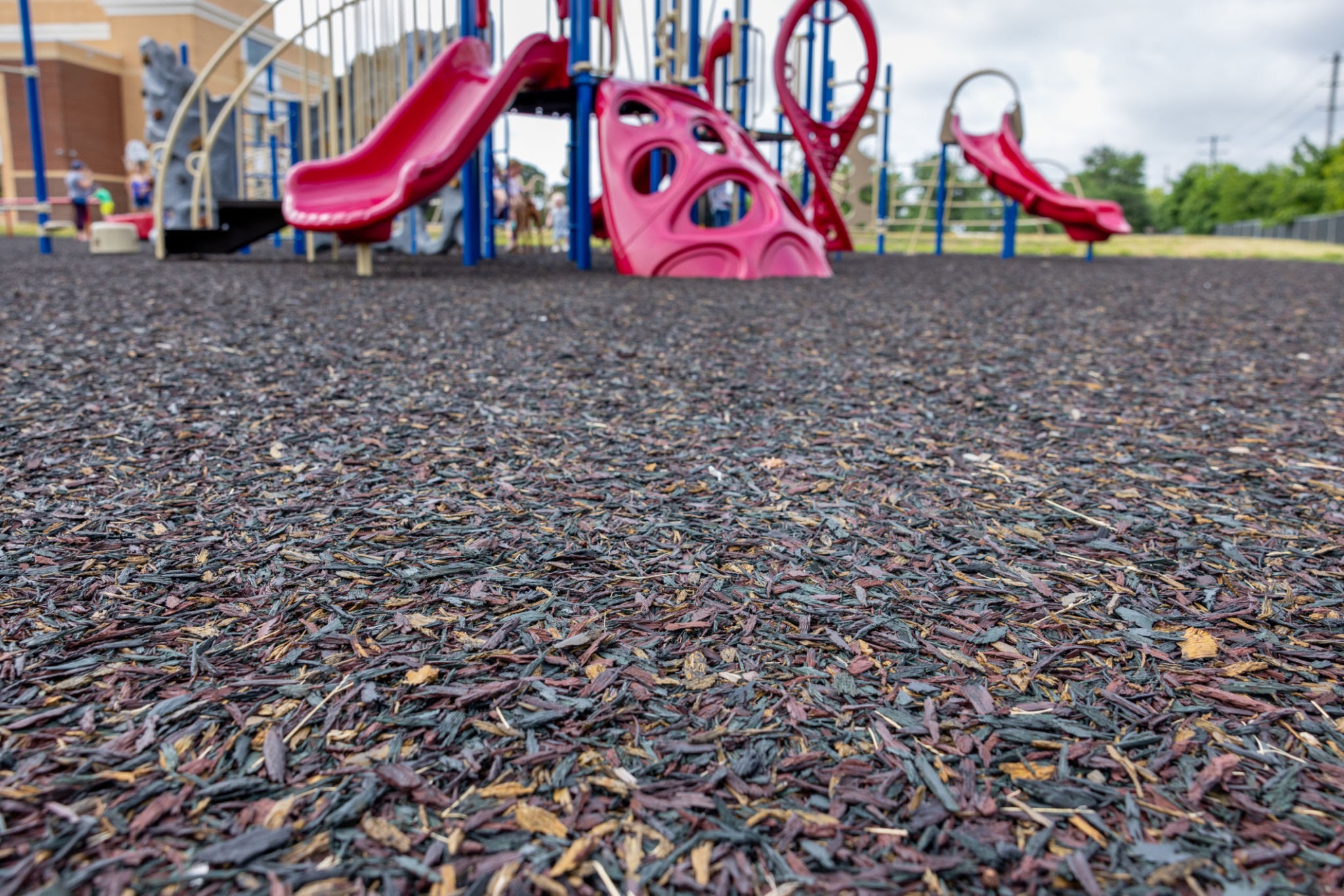 Rubber mulch installation